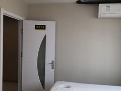 -悬壶盲人推拿按摩中心(长江路店)