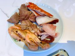-绿岛港轩海鲜烤肉涮锅自助餐厅