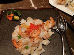 奇妙虾球-海派悦庭·海胆烧麦·新融合菜(凯德广场店)
