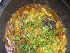 -咱屯子铁锅炖直营店(保利店)