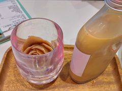 冠军玫瑰冰奶茶-柠檬树茶餐厅(海雅缤纷城店)