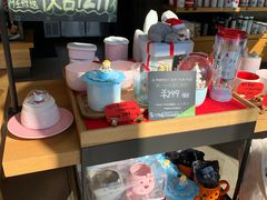 零售区-星巴克(昆明金鹰天地店)