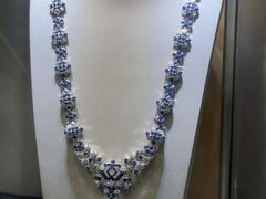 -华夏典当行(龙德广场店)