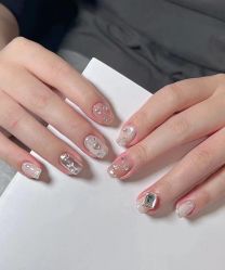 -UMl Nail 尤米美甲美睫半永久