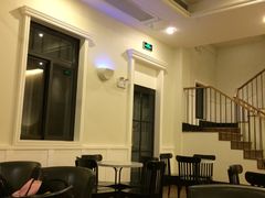 大堂-星巴克臻选(广州沙面店)