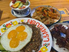 -勺子米线·云南传统小吃市集(四方街店)