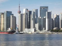 -陆家嘴空中步行连廊