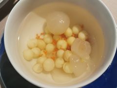 杏仁鸡头米-荣轩(新荣记环球金融中心店)