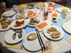 -四海一家自助餐(益田假日广场店)