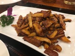 笋干爆鲜蘑-院落创意菜