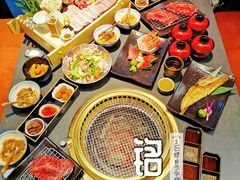-铭牛烧肉·和牛海鲜自助(高新月牙湖店)