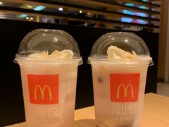 yeyeye饮-麦当劳(海岸城店)