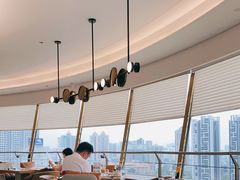 靠窗位-杏荟旋转餐厅(广州爱群店)