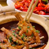 zui有烟火气息的大排档，石库门下吃大排档