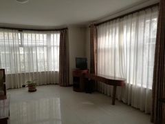 -兴芮温泉度假区