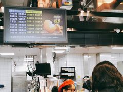 -麦当劳(展览路店)