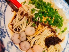 葱油三虾拌面-老头儿油爆虾·知味杭州(爱琴海购物中心)