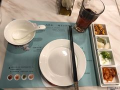 餐具摆设-南山鲜虾面·活鲜小馆·海味大连菜(南山总店)