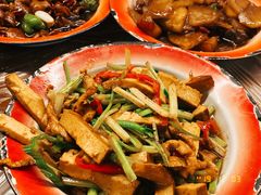 -红棚子(女人街店)