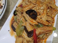红烧腐竹-鄕间小調家常菜