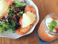 -ROAST coffee & eatery