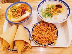 -正南齐北·老街糯米团(洪崖洞店)
