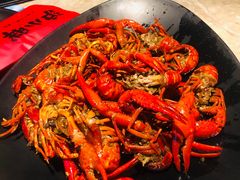 -沪小胖小龙虾(淮海中路旗舰店)