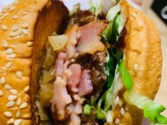 -The Habit Burger Grill 哈比特汉堡(复兴soho店)