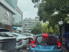 -银泰百货(西湖店)