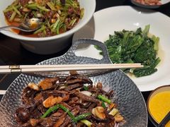 -鸽子侯·家宴·平价海鲜(绿地店)