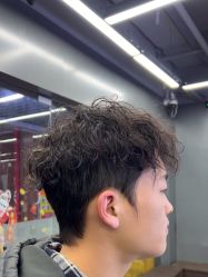 -藤野造型烫发染发