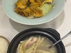 -围龙屋客家食府(福田店)