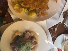维也纳炸猪排-中央咖啡馆
