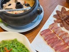 -老滇山寨•云南特色菜•地方菜•民族风情歌舞表演(呈贡店)