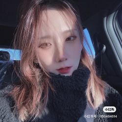 -时尚殿堂明星门店