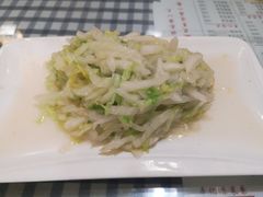 素炒白菜-辛记豆汤家常菜(芳草街店)