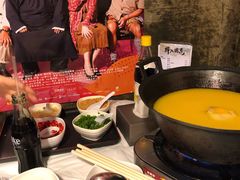 -鲜入围煮花胶鸡海鲜火锅