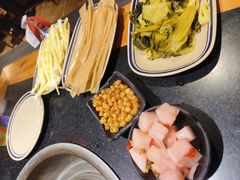 -小饕荟雅安贡椒鱼鲜馆(广福桥店)