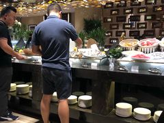 自助取餐区-天宇菲尔德·花园西餐厅·海鲜自助餐