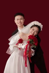 -薇薇新娘婚纱摄影(潜山店)