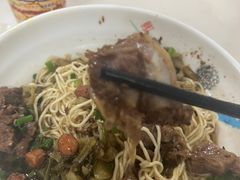 -阿阳牛腩腌面店
