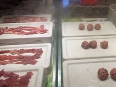 -四囍码头海鲜烧烤自助火锅(外滩南京东路悦荟广场店)