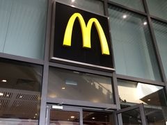 麦当劳(南京南站店)-麦当劳(南京南站站外店)