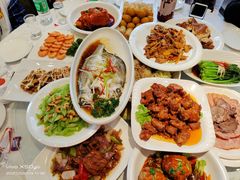 -大宝全猪馆(南京路店)