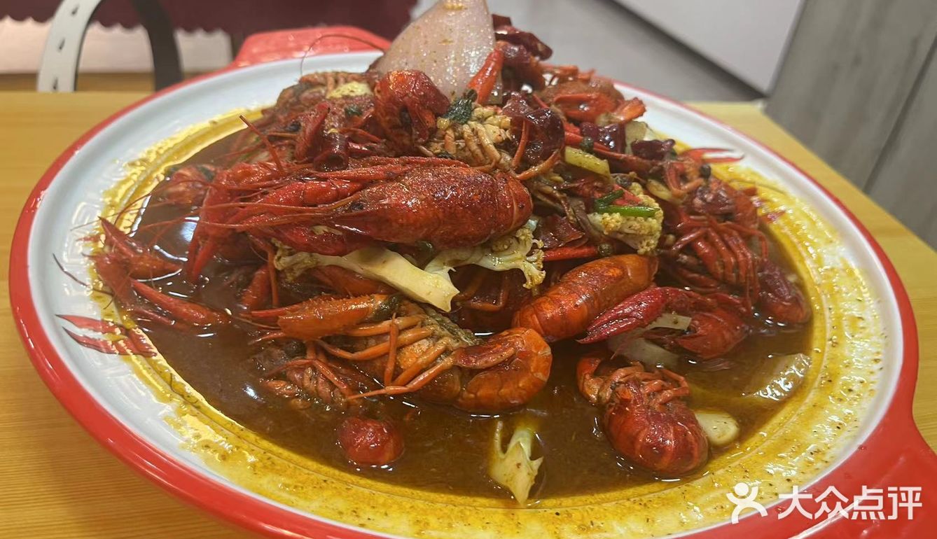 夜宵时间烧烤探店记[惊叹]