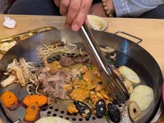 -陈叉子钢盆烤肉(中原万达店)