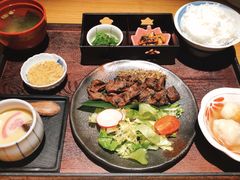 岩烧雪花牛肉定食-味太助·银饭食堂(中华城店)