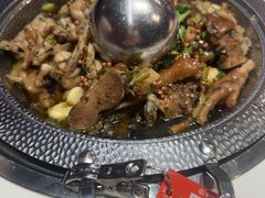 -何师傅美蛙鱼头(汉街店)