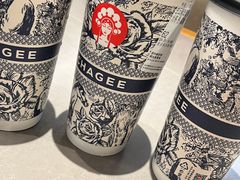 -霸王茶姬(东方新天地店)