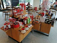 零售区-星巴克(郑州普罗旺世店)